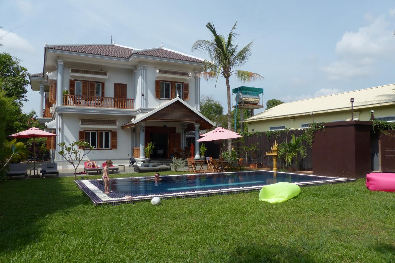 Villa B.Maison D'Hotes Angkor Siem Reap Bagian luar foto